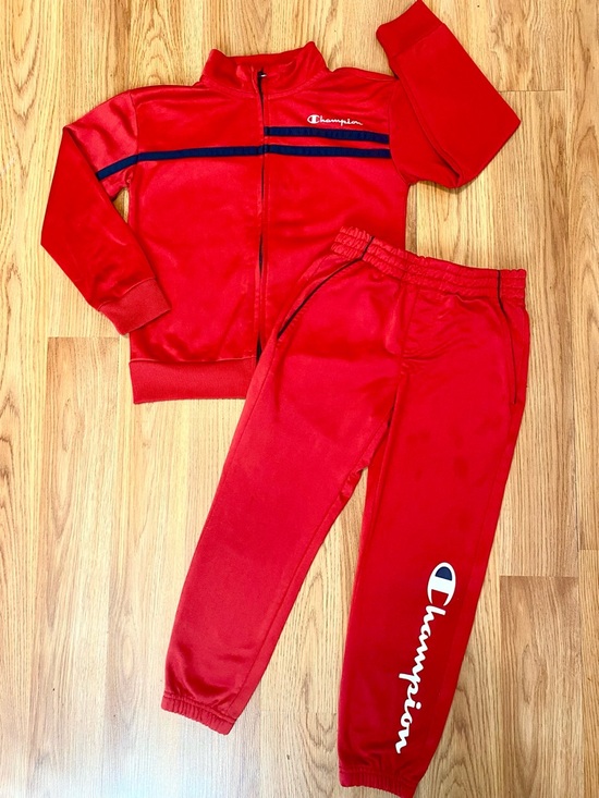 Other - 🍎 CHAMPION 2 PIECE TRACKSUIT FOR BOY SIZE 6! RED ZIP UP JACKET PANTS JOGGERS